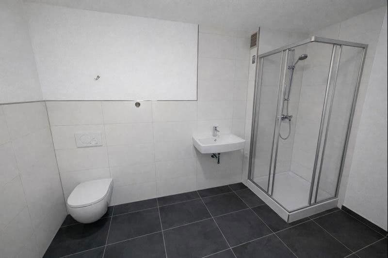 Pronájem bytu 3+1 92 m², Langerfelder Straße 115, Wuppertal, Severní Porýní-Vestfálsko Pronájem bytu 3+1 92 m², Langerfelder Straße 115, Wuppertal, Severní Porýní-Vestfálsko