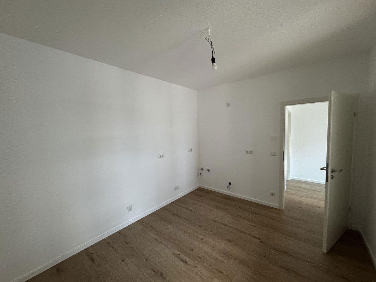 Pronájem kanceláře 51 m², Groß-Gerau, Hessen Pronájem kanceláře 51 m², Groß-Gerau, Hessen