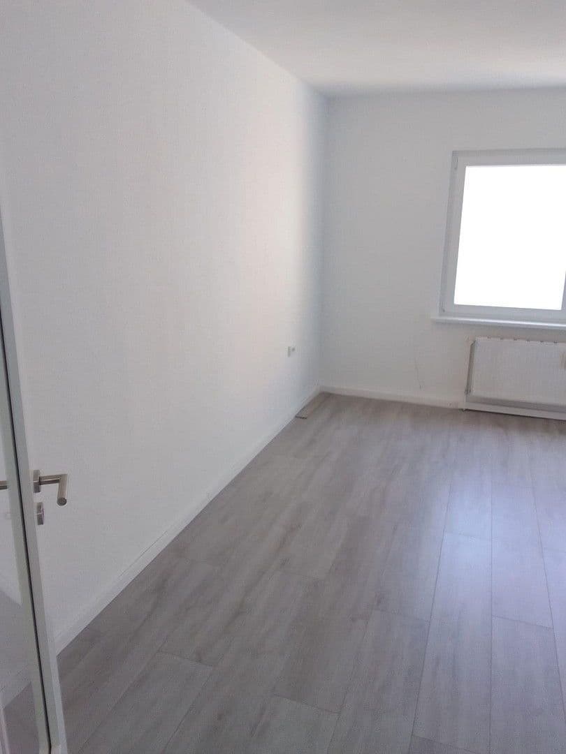 Prodej domu 295 m², pozemek 232 m², Essen, Severní Porýní-Vestfálsko Prodej domu 295 m², pozemek 232 m², Essen, Severní Porýní-Vestfálsko