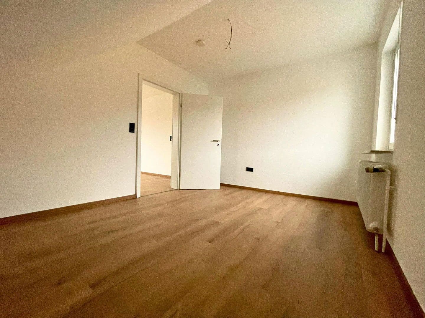 Pronájem bytu 2+1 70 m², Goldbach, Bavorsko Pronájem bytu 2+1 70 m², Goldbach, Bavorsko