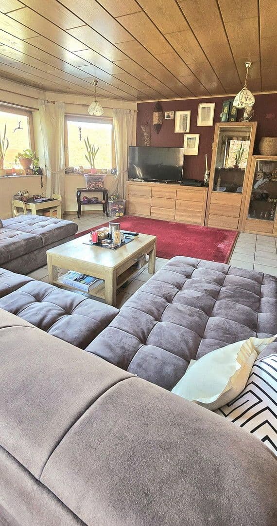 Prodej domu 300 m², pozemek 1.200 m², Breitenheim, Porýní-Falc Prodej domu 300 m², pozemek 1.200 m², Breitenheim, Porýní-Falc