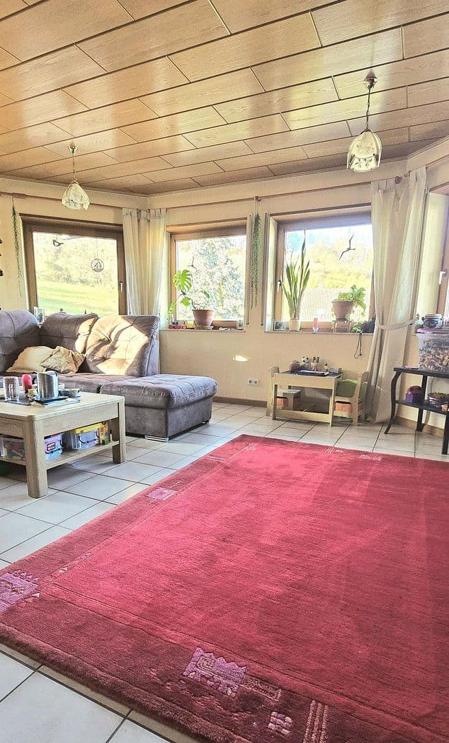 Prodej domu 300 m², pozemek 1.200 m², Breitenheim, Porýní-Falc Prodej domu 300 m², pozemek 1.200 m², Breitenheim, Porýní-Falc