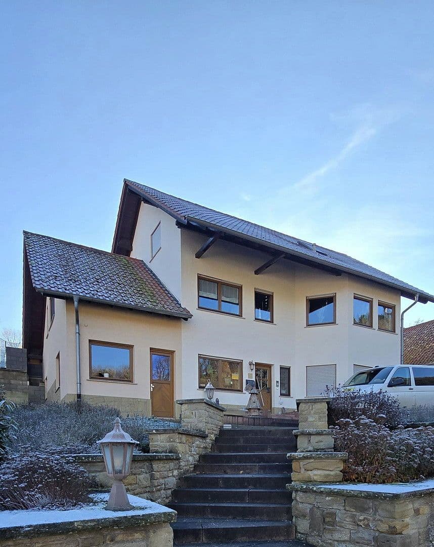 Prodej domu 300 m², pozemek 1.200 m², Breitenheim, Porýní-Falc Prodej domu 300 m², pozemek 1.200 m², Breitenheim, Porýní-Falc