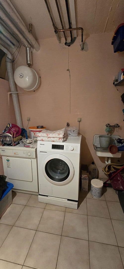 Prodej domu 300 m², pozemek 1.200 m², Breitenheim, Porýní-Falc Prodej domu 300 m², pozemek 1.200 m², Breitenheim, Porýní-Falc