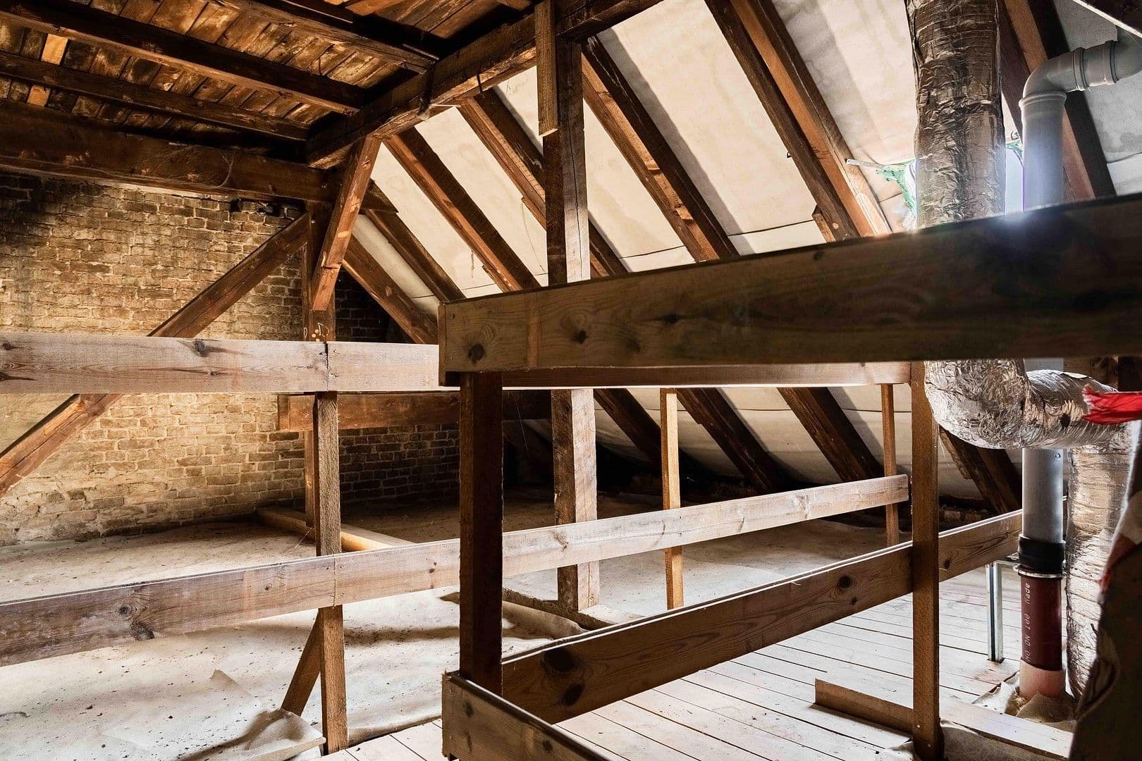 Prodej bytu 2+1 35 m², Berlin, Berlín Prodej bytu 2+1 35 m², Berlin, Berlín