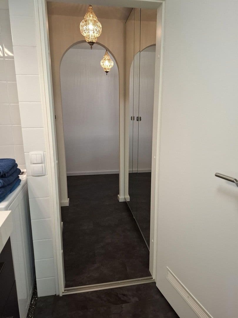 Prodej bytu 1+1 42 m², Schleißheimer Straße 63, München, Bavorsko Prodej bytu 1+1 42 m², Schleißheimer Straße 63, München, Bavorsko