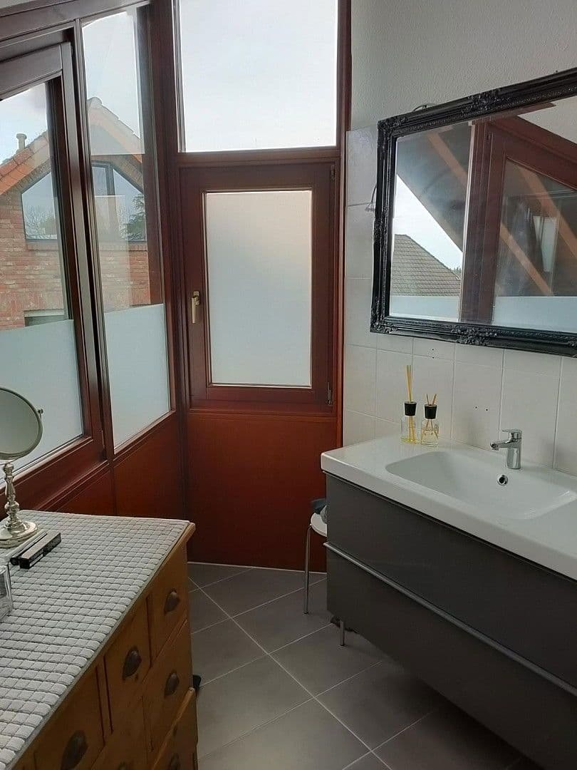 Prodej domu 227 m², pozemek 718 m², Auf dem Rott 22A, Pulheim, Severní Porýní-Vestfálsko Prodej domu 227 m², pozemek 718 m², Auf dem Rott 22A, Pulheim, Severní Porýní-Vestfálsko