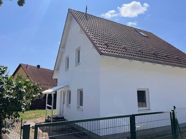 Prodej domu 110 m², pozemek 420 m², Werbener Strasse 6, Zossen, Braniborsko Prodej domu 110 m², pozemek 420 m², Werbener Strasse 6, Zossen, Braniborsko