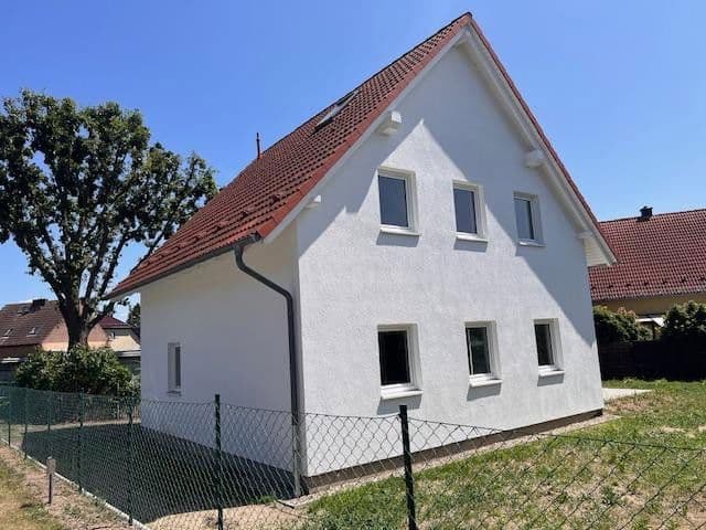 Prodej domu 110 m², pozemek 420 m², Werbener Strasse 6, Zossen, Braniborsko Prodej domu 110 m², pozemek 420 m², Werbener Strasse 6, Zossen, Braniborsko