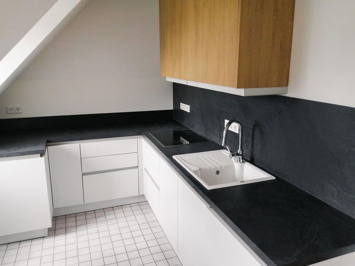 Prodej bytu 4+kk 136 m², Arankaweg 99, Dachau, Bavorsko Prodej bytu 4+kk 136 m², Arankaweg 99, Dachau, Bavorsko