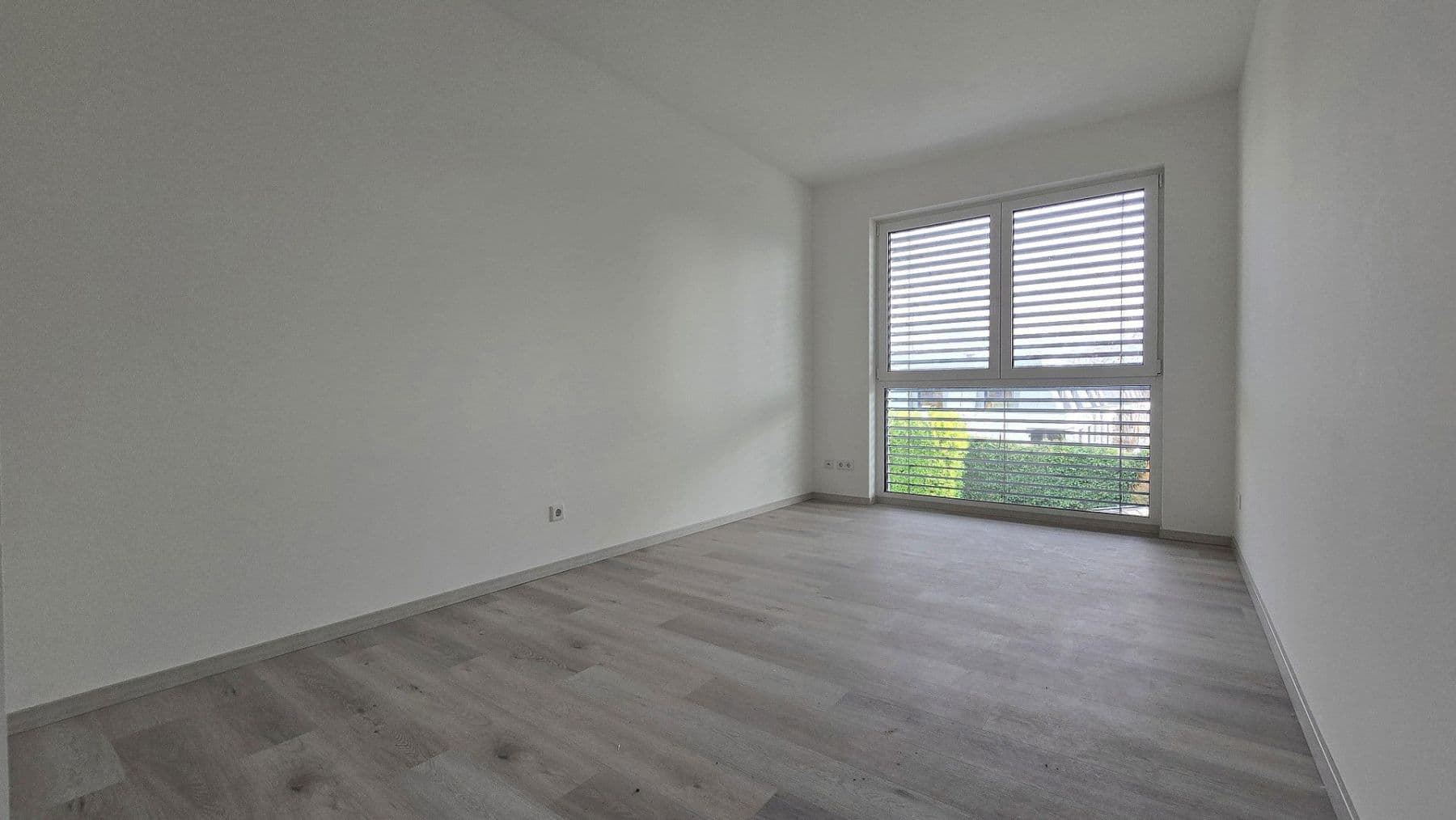 Pronájem domu 152 m², pozemek 100 m², Bornheim, Severní Porýní-Vestfálsko Pronájem domu 152 m², pozemek 100 m², Bornheim, Severní Porýní-Vestfálsko