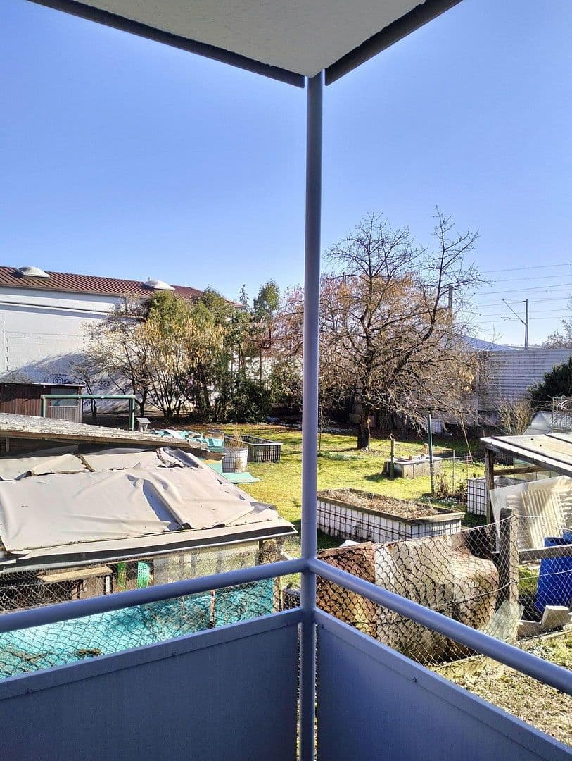 Pronájem bytu 1+1 28 m², Hauptstraße 12/1, Esslingen am Neckar, Bádensko-Württembersko Pronájem bytu 1+1 28 m², Hauptstraße 12/1, Esslingen am Neckar, Bádensko-Württembersko