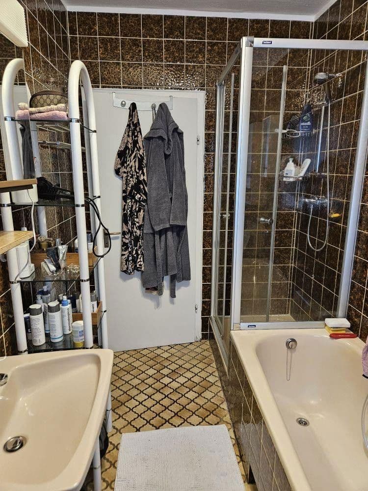 Prodej domu 231 m², pozemek 1.007 m², Nibelungenstr. 21, Schwarzenbruck, Bavorsko Prodej domu 231 m², pozemek 1.007 m², Nibelungenstr. 21, Schwarzenbruck, Bavorsko