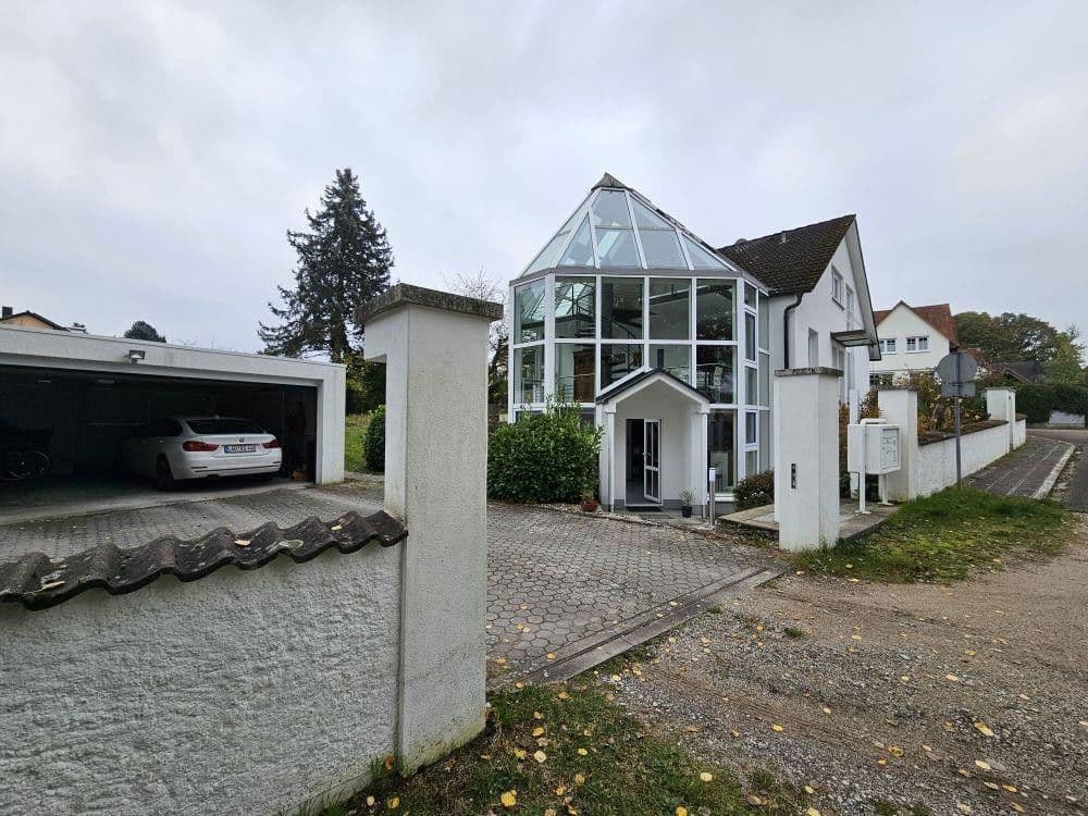 Prodej domu 231 m², pozemek 1.007 m², Nibelungenstr. 21, Schwarzenbruck, Bavorsko Prodej domu 231 m², pozemek 1.007 m², Nibelungenstr. 21, Schwarzenbruck, Bavorsko