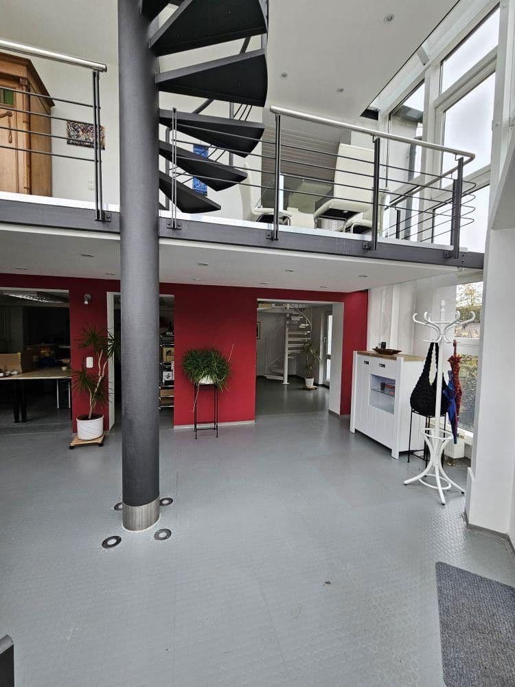 Prodej domu 231 m², pozemek 1.007 m², Nibelungenstr. 21, Schwarzenbruck, Bavorsko Prodej domu 231 m², pozemek 1.007 m², Nibelungenstr. 21, Schwarzenbruck, Bavorsko