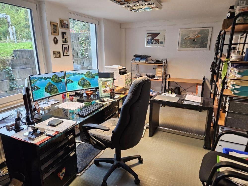 Prodej domu 231 m², pozemek 1.007 m², Nibelungenstr. 21, Schwarzenbruck, Bavorsko Prodej domu 231 m², pozemek 1.007 m², Nibelungenstr. 21, Schwarzenbruck, Bavorsko