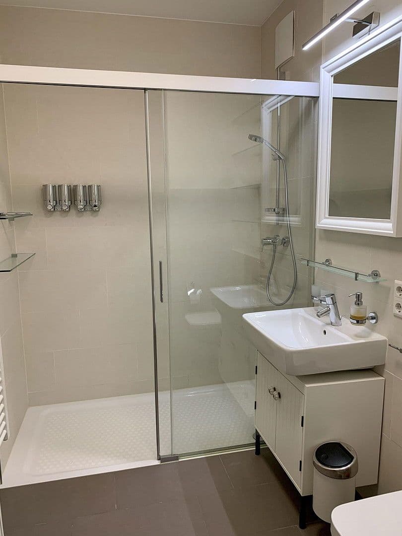 Pronájem bytu 2+1 57 m², Berlin, Berlín Pronájem bytu 2+1 57 m², Berlin, Berlín