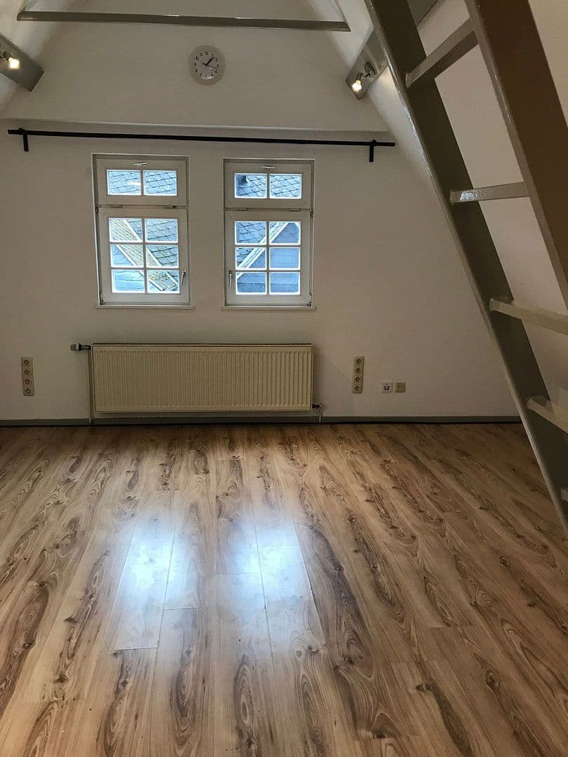 Pronájem bytu 1+1 39 m², Mühlgasse 17, Herborn, Hessen Pronájem bytu 1+1 39 m², Mühlgasse 17, Herborn, Hessen