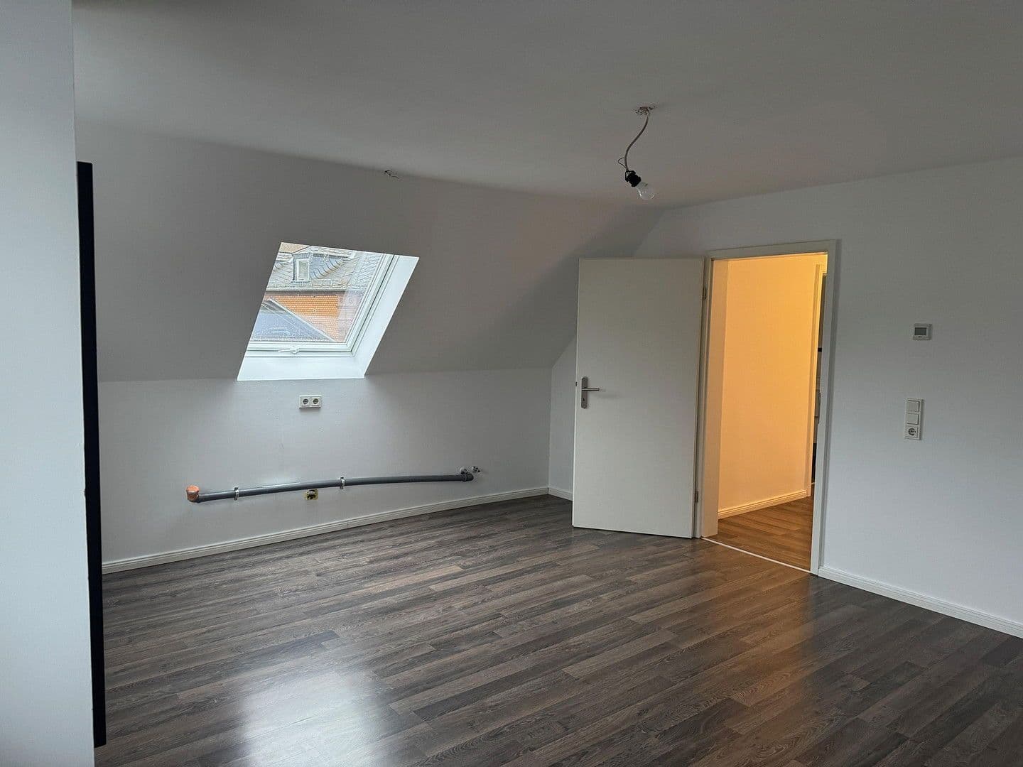 Pronájem bytu 3+1 70 m², Poststr.11, Dillenburg, Hessen Pronájem bytu 3+1 70 m², Poststr.11, Dillenburg, Hessen