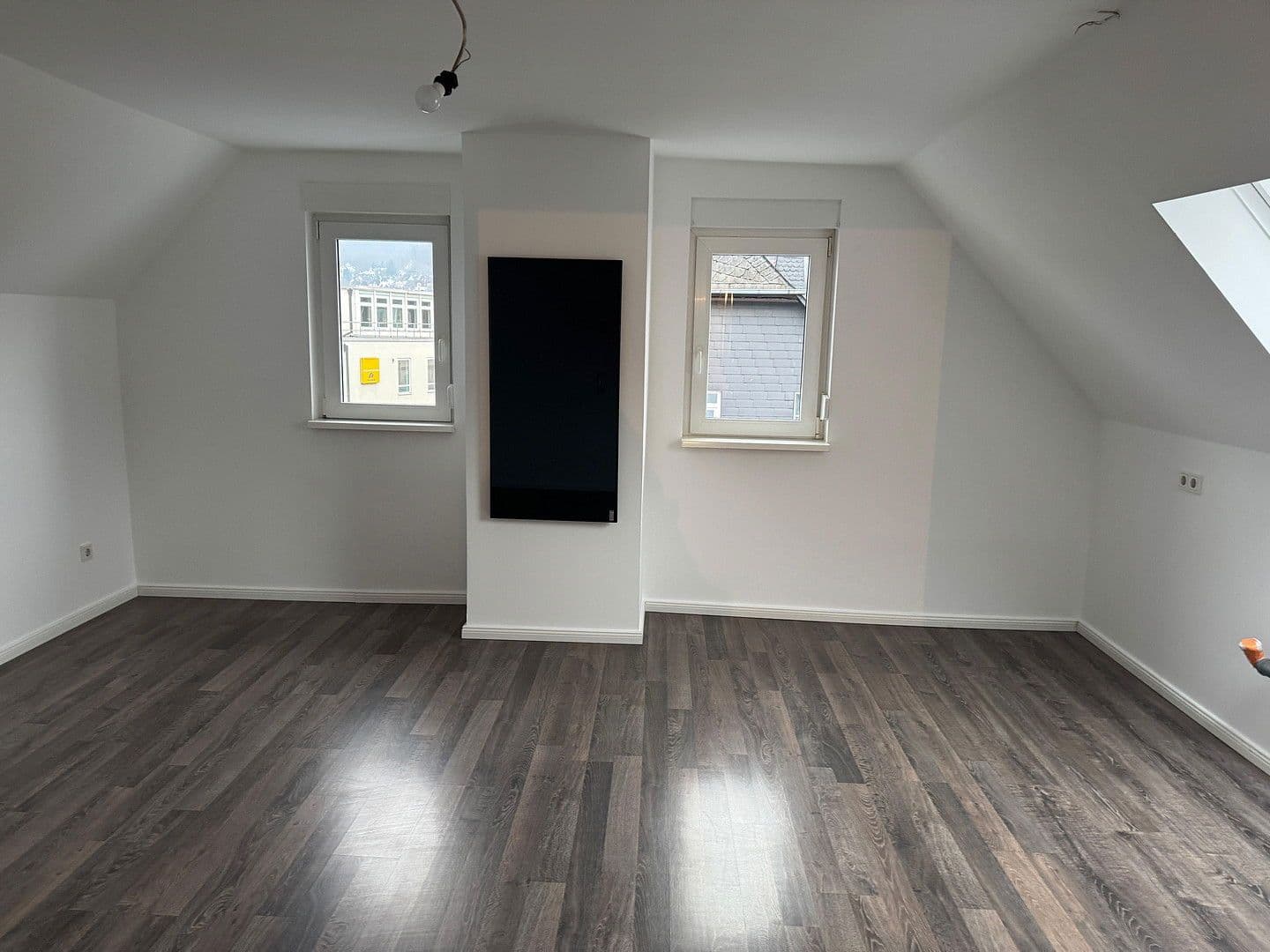 Pronájem bytu 3+1 70 m², Poststr.11, Dillenburg, Hessen Pronájem bytu 3+1 70 m², Poststr.11, Dillenburg, Hessen