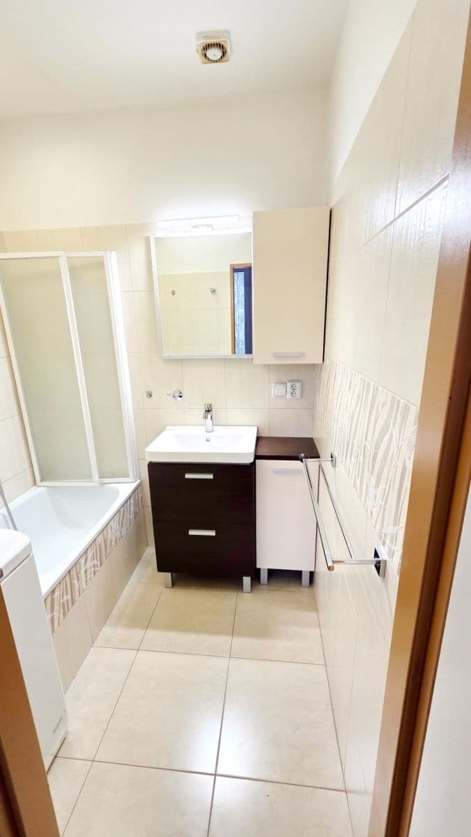 Prodej bytu 3+1 72 m², Gen. Svobody, Uničov, Olomoucký kraj Prodej bytu 3+1 72 m², Gen. Svobody, Uničov, Olomoucký kraj