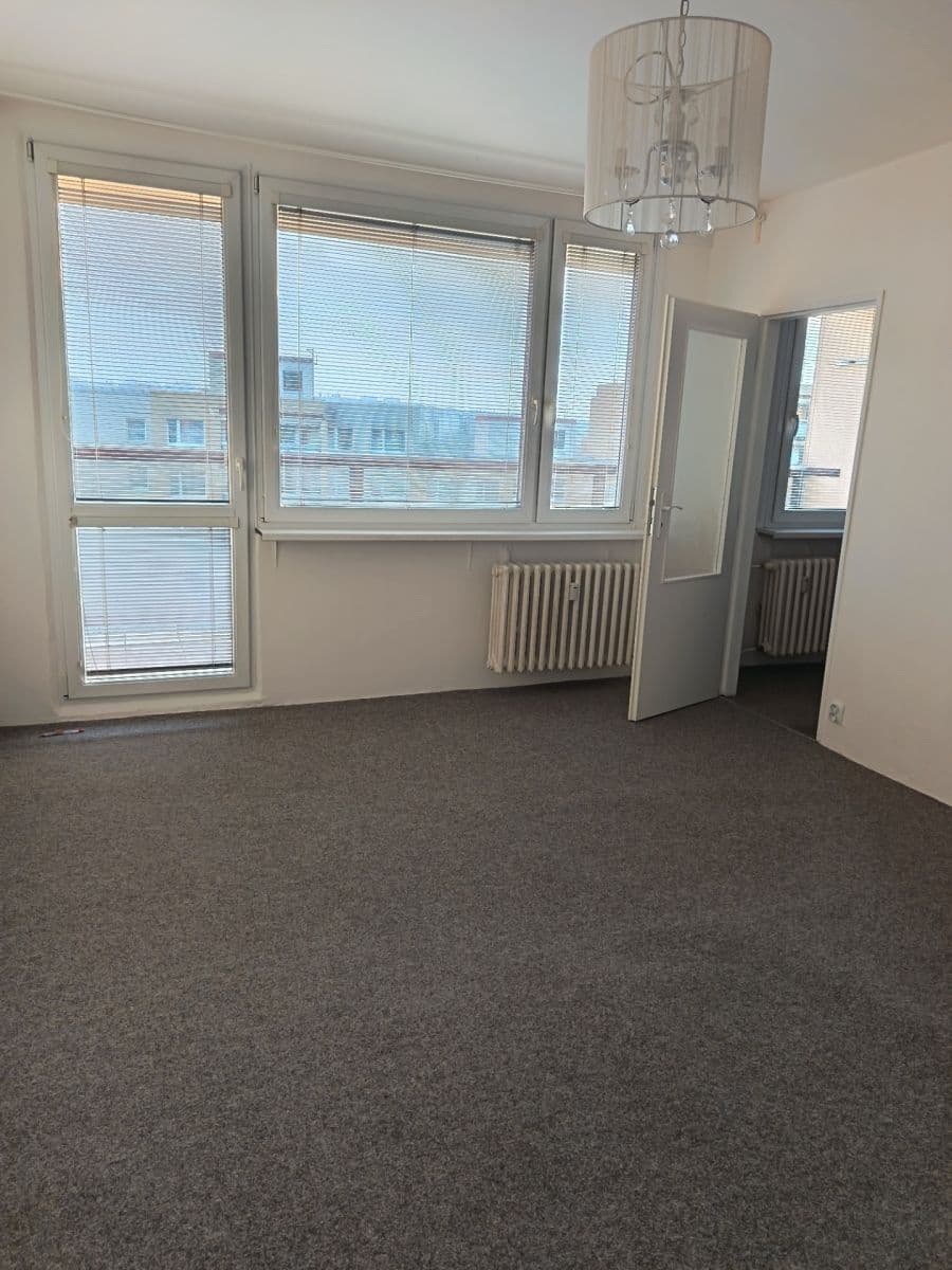 Pronájem bytu 1+1 37 m², Holubkova, Praha, Praha Pronájem bytu 1+1 37 m², Holubkova, Praha, Praha