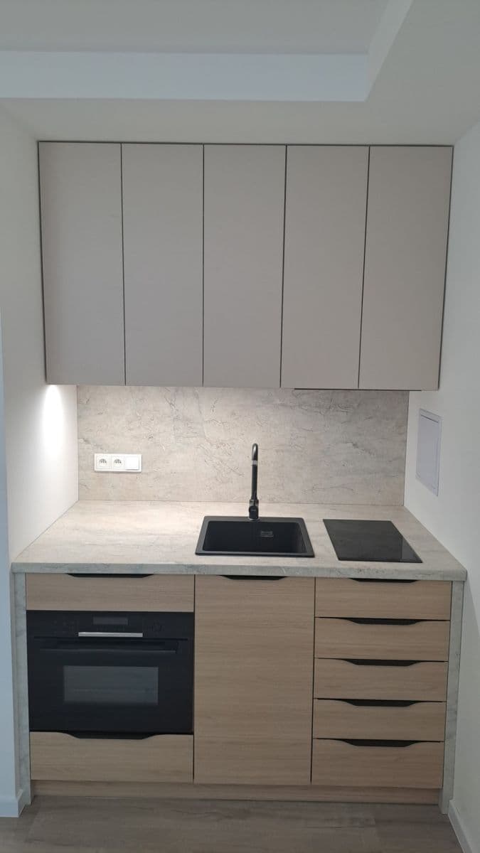 Pronájem bytu 1+kk 29 m², Podlipná, Brno, Jihomoravský kraj Pronájem bytu 1+kk 29 m², Podlipná, Brno, Jihomoravský kraj