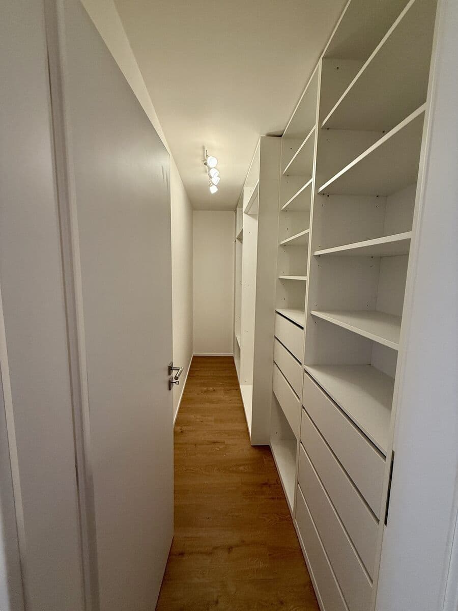 Pronájem bytu 2+kk 80 m², třída Generála Píky, Brno, Jihomoravský kraj Pronájem bytu 2+kk 80 m², třída Generála Píky, Brno, Jihomoravský kraj