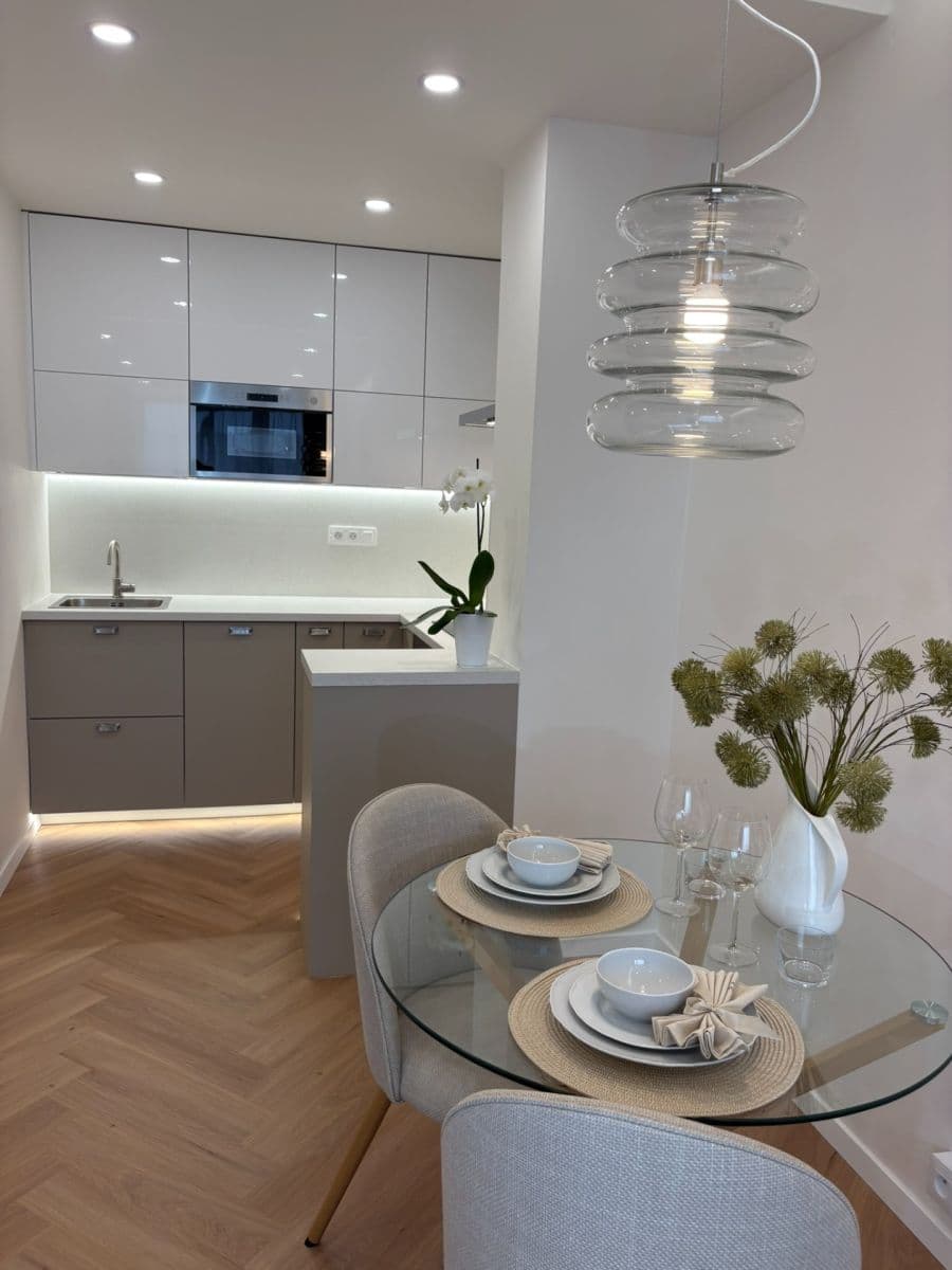 Prodej bytu 2+kk 43 m², Plickova, Praha, Praha Prodej bytu 2+kk 43 m², Plickova, Praha, Praha