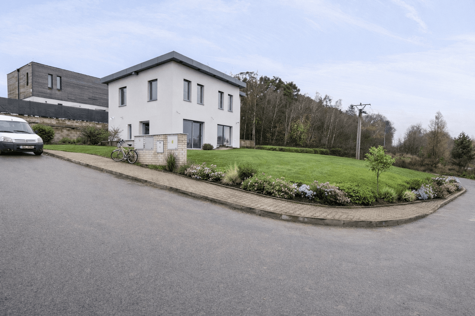 Prodej domu 170 m², pozemek 500 m², Zdeňka Hermana, Libušín, Středočeský kraj Prodej domu 170 m², pozemek 500 m², Zdeňka Hermana, Libušín, Středočeský kraj