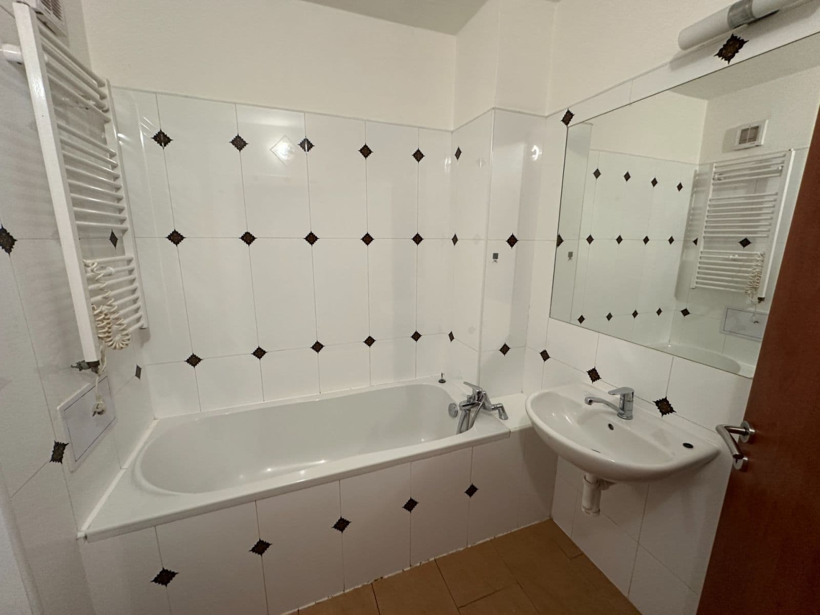 Prodej bytu 2+kk 50 m², Nováčkova, Brno, Jihomoravský kraj Prodej bytu 2+kk 50 m², Nováčkova, Brno, Jihomoravský kraj