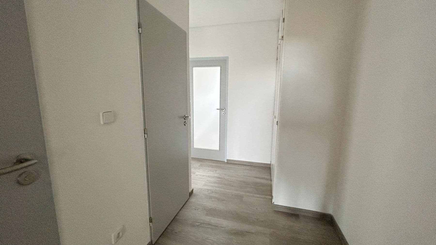 Pronájem bytu 2+kk 42 m², Rimavské Soboty, Kolín, Středočeský kraj Pronájem bytu 2+kk 42 m², Rimavské Soboty, Kolín, Středočeský kraj