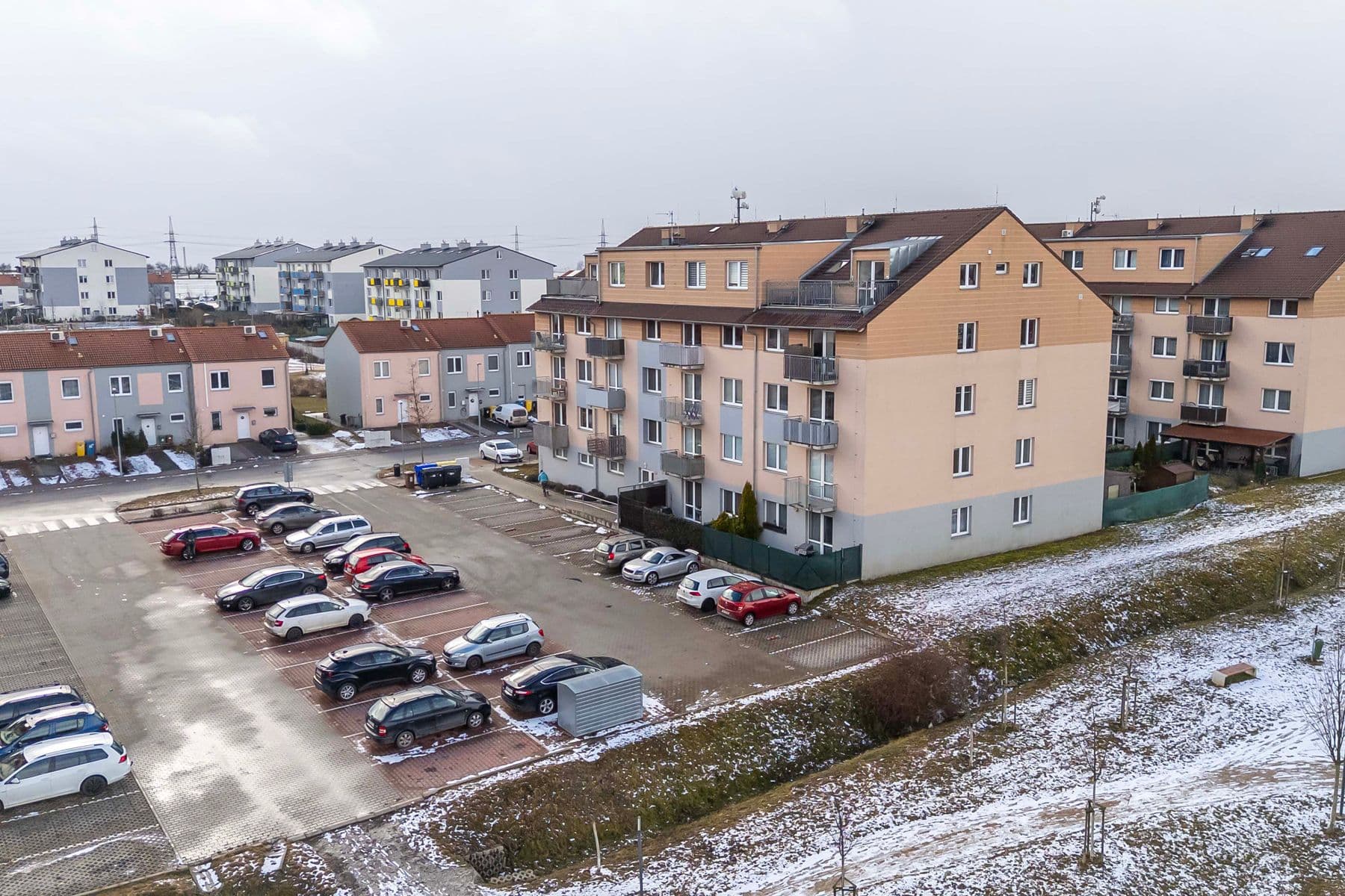 Prodej bytu 2+kk 82 m², Ecksteinova, Chýně, Středočeský kraj Prodej bytu 2+kk 82 m², Ecksteinova, Chýně, Středočeský kraj