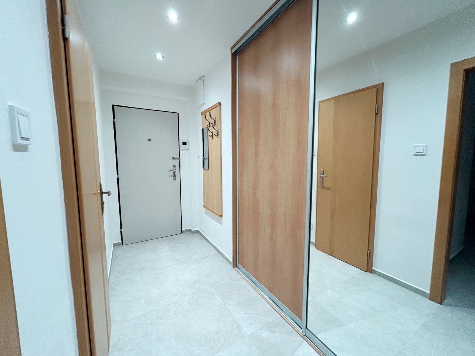 Pronájem bytu 2+1 52 m², Mánesova, Poděbrady, Středočeský kraj Pronájem bytu 2+1 52 m², Mánesova, Poděbrady, Středočeský kraj