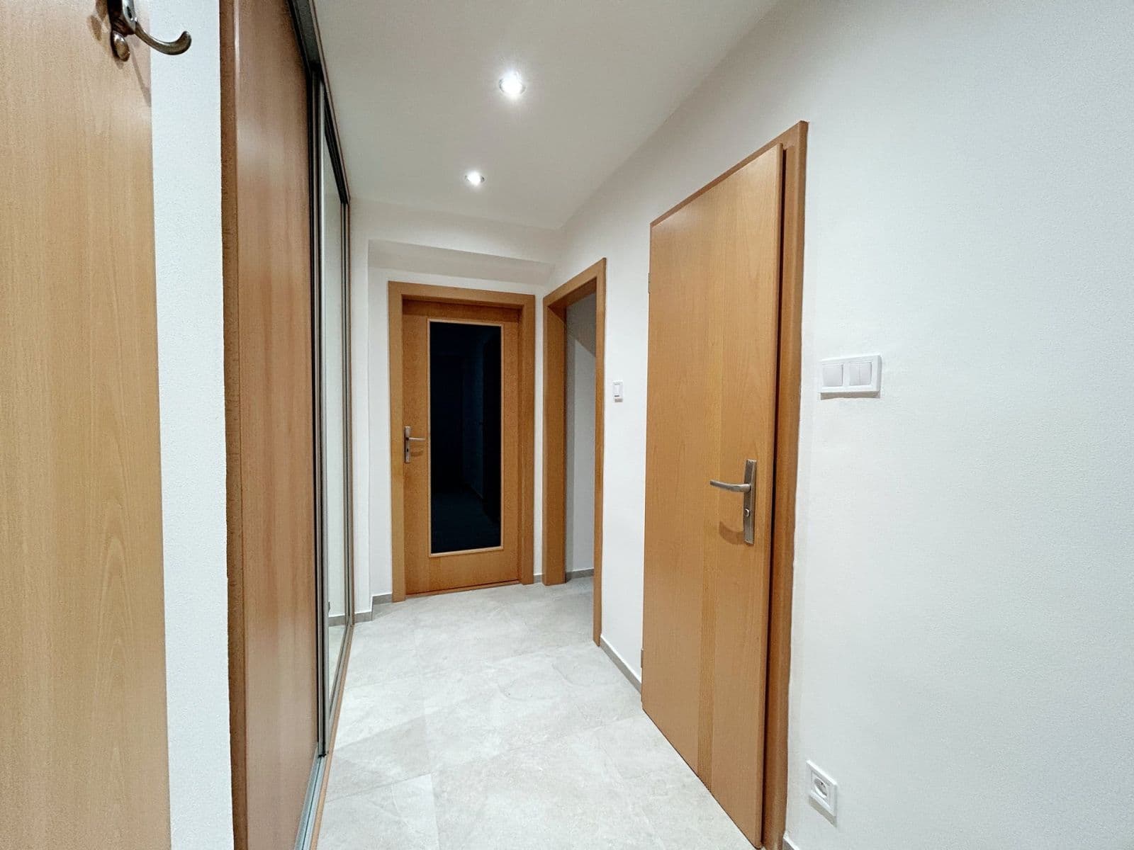 Pronájem bytu 2+1 52 m², Mánesova, Poděbrady, Středočeský kraj Pronájem bytu 2+1 52 m², Mánesova, Poděbrady, Středočeský kraj