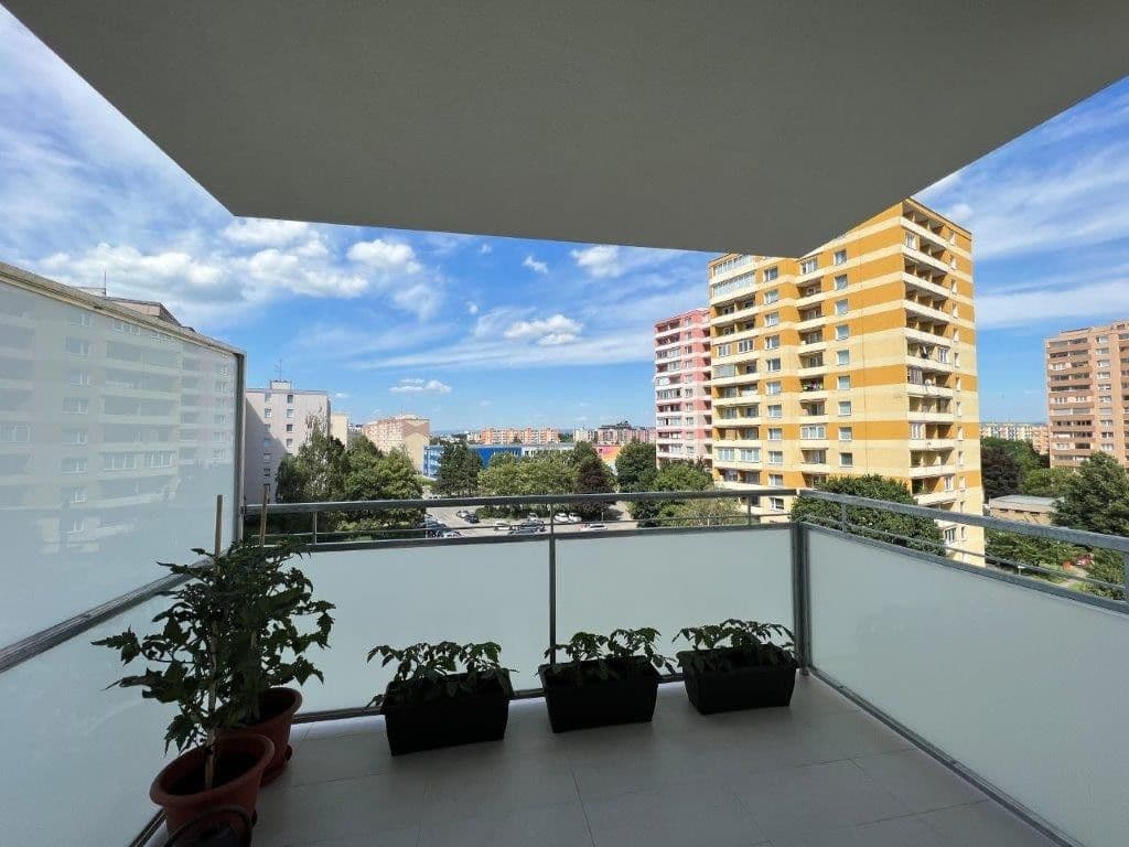 Pronájem bytu 1+kk 34 m², Janského, Olomouc, Olomoucký kraj Pronájem bytu 1+kk 34 m², Janského, Olomouc, Olomoucký kraj