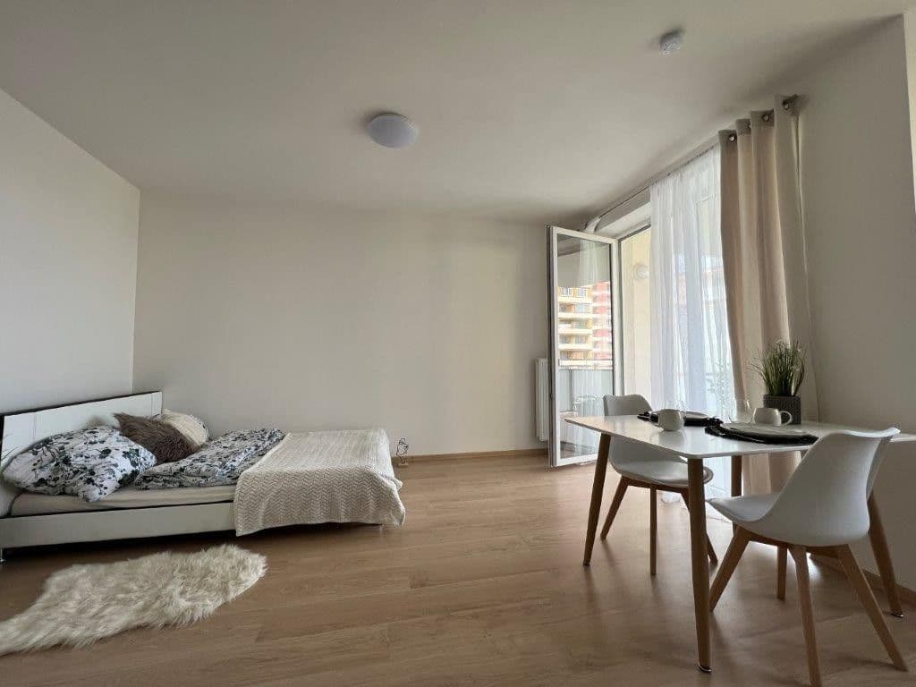 Pronájem bytu 1+kk 34 m², Janského, Olomouc, Olomoucký kraj Pronájem bytu 1+kk 34 m², Janského, Olomouc, Olomoucký kraj