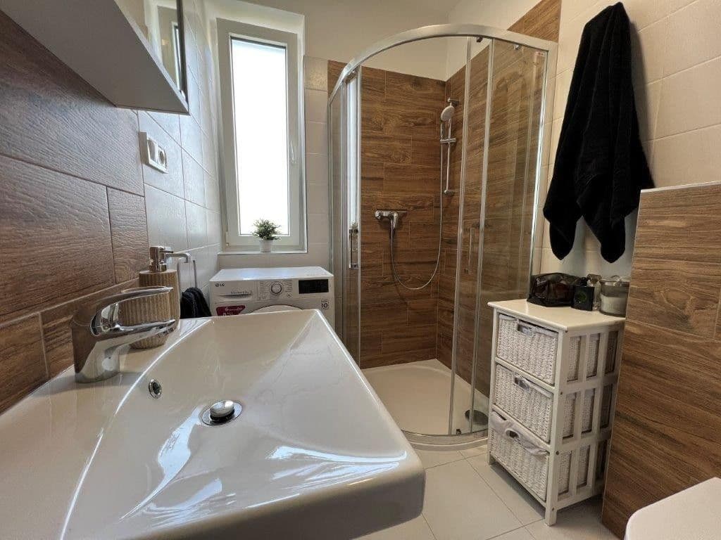 Pronájem bytu 1+kk 34 m², Janského, Olomouc, Olomoucký kraj Pronájem bytu 1+kk 34 m², Janského, Olomouc, Olomoucký kraj