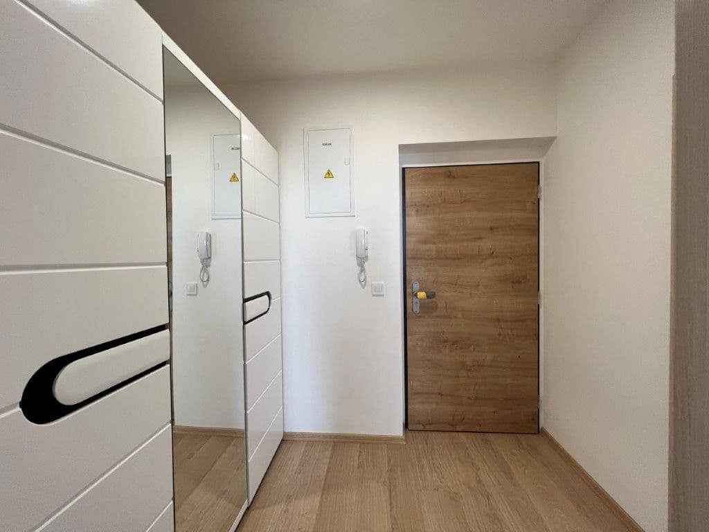 Pronájem bytu 1+kk 34 m², Janského, Olomouc, Olomoucký kraj Pronájem bytu 1+kk 34 m², Janského, Olomouc, Olomoucký kraj