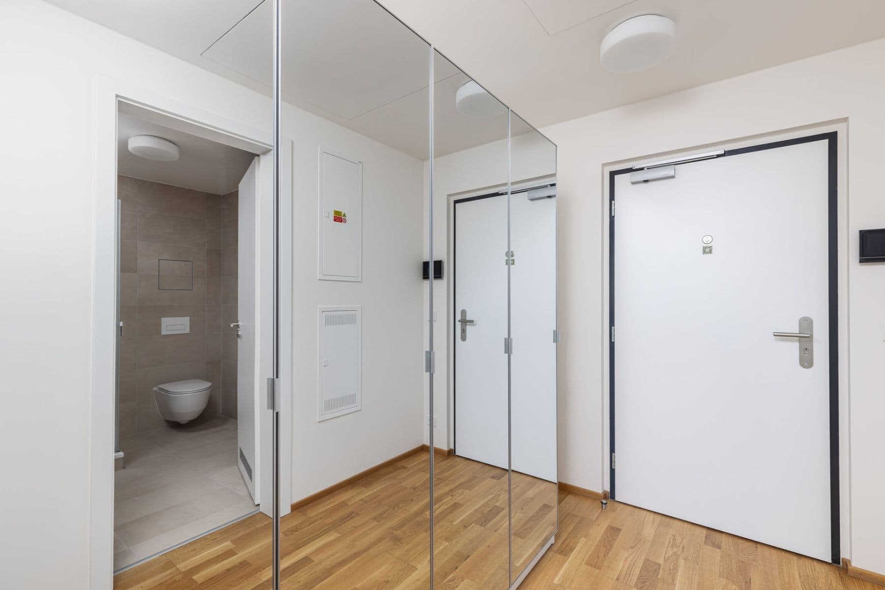 Pronájem bytu 1+kk 37 m², Fafkových, Praha, Praha Pronájem bytu 1+kk 37 m², Fafkových, Praha, Praha