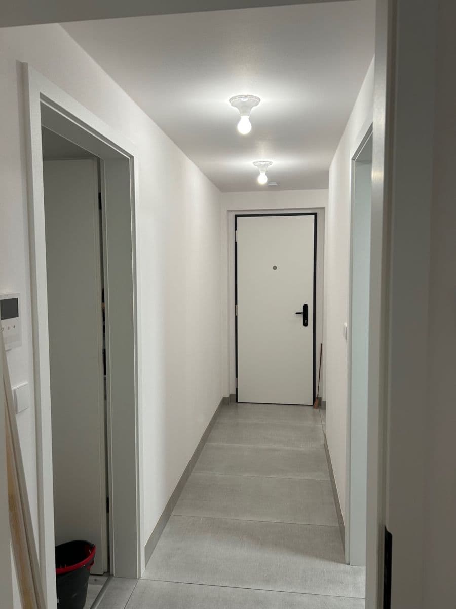 Pronájem bytu 2+1 49 m², Křižíkova, Praha, Praha Pronájem bytu 2+1 49 m², Křižíkova, Praha, Praha