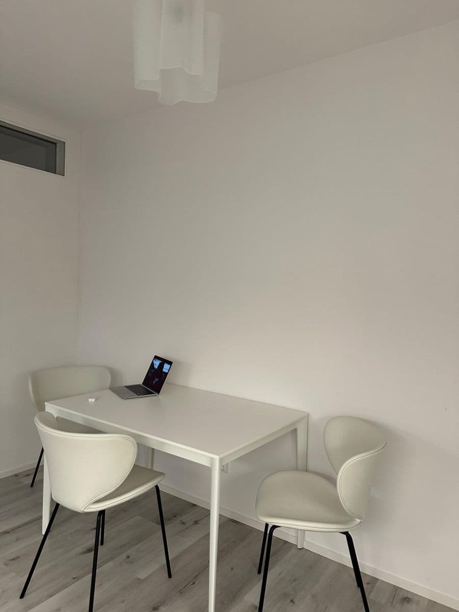 Pronájem bytu 2+1 49 m², Křižíkova, Praha, Praha Pronájem bytu 2+1 49 m², Křižíkova, Praha, Praha