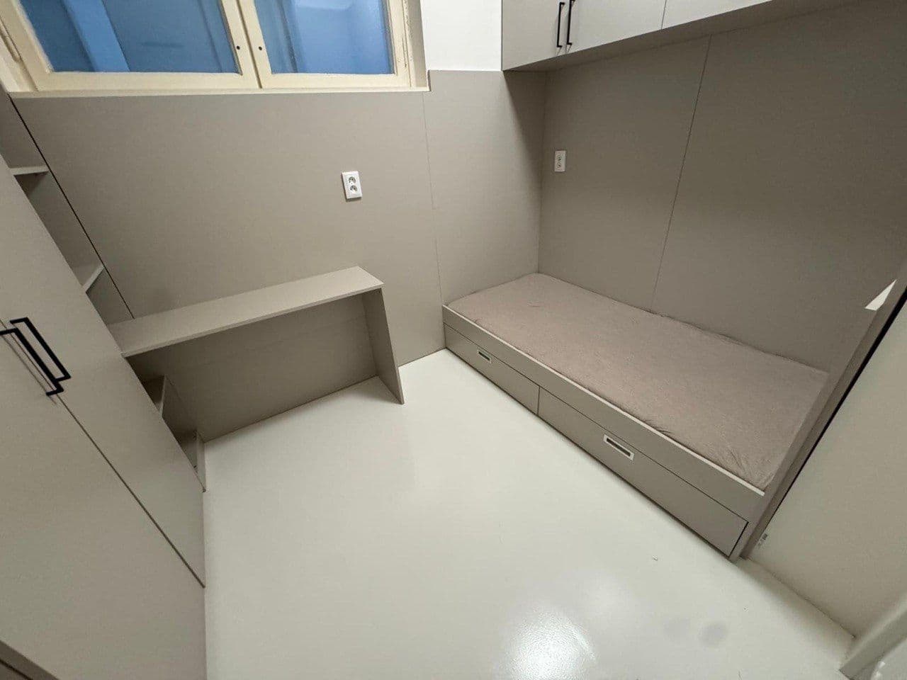 Pronájem bytu 2+1 55 m², Sokolská, Praha, Praha Pronájem bytu 2+1 55 m², Sokolská, Praha, Praha