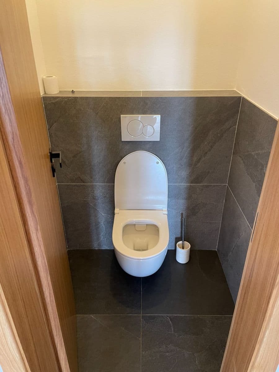 Prodej bytu 2+1 69 m², Komenského, Trutnov, Královéhradecký kraj Prodej bytu 2+1 69 m², Komenského, Trutnov, Královéhradecký kraj