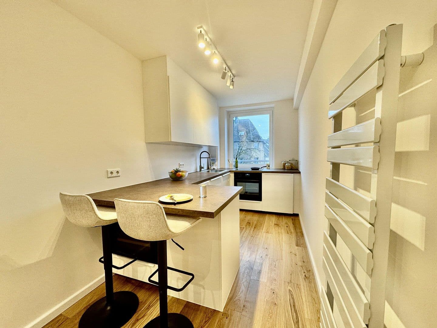 Prodej bytu 2+1 60 m², Kölner Str. 44, Postanschrift, Düsseldorf, Severní Porýní-Vestfálsko Prodej bytu 2+1 60 m², Kölner Str. 44, Postanschrift, Düsseldorf, Severní Porýní-Vestfálsko