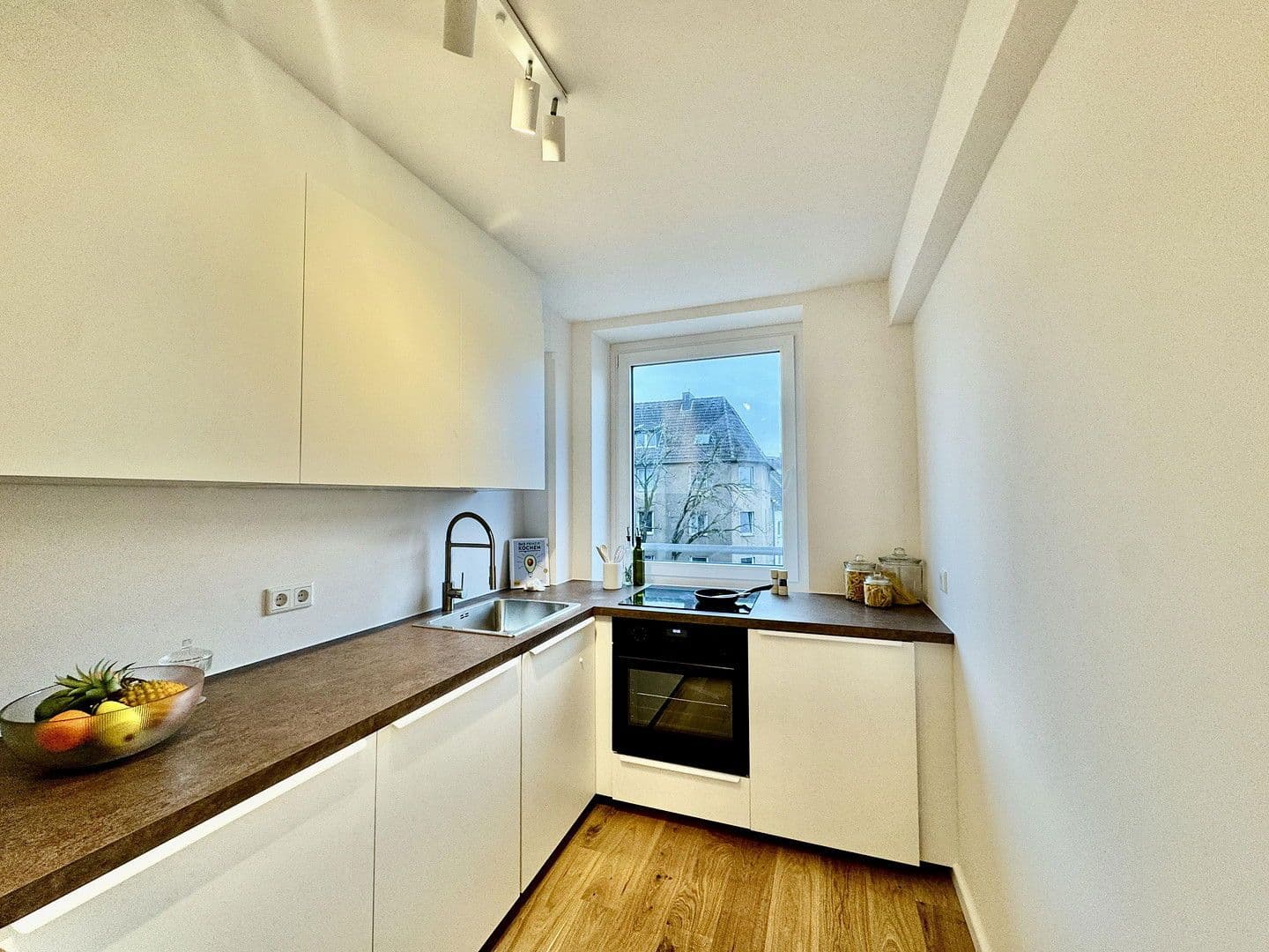 Prodej bytu 2+1 60 m², Kölner Str. 44, Postanschrift, Düsseldorf, Severní Porýní-Vestfálsko Prodej bytu 2+1 60 m², Kölner Str. 44, Postanschrift, Düsseldorf, Severní Porýní-Vestfálsko