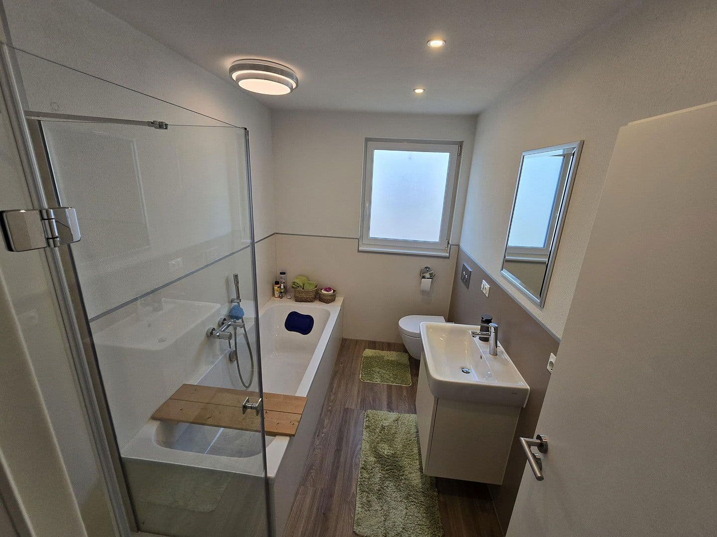 Prodej domu 187 m², pozemek 596 m², Lobbach, Bádensko-Württembersko Prodej domu 187 m², pozemek 596 m², Lobbach, Bádensko-Württembersko