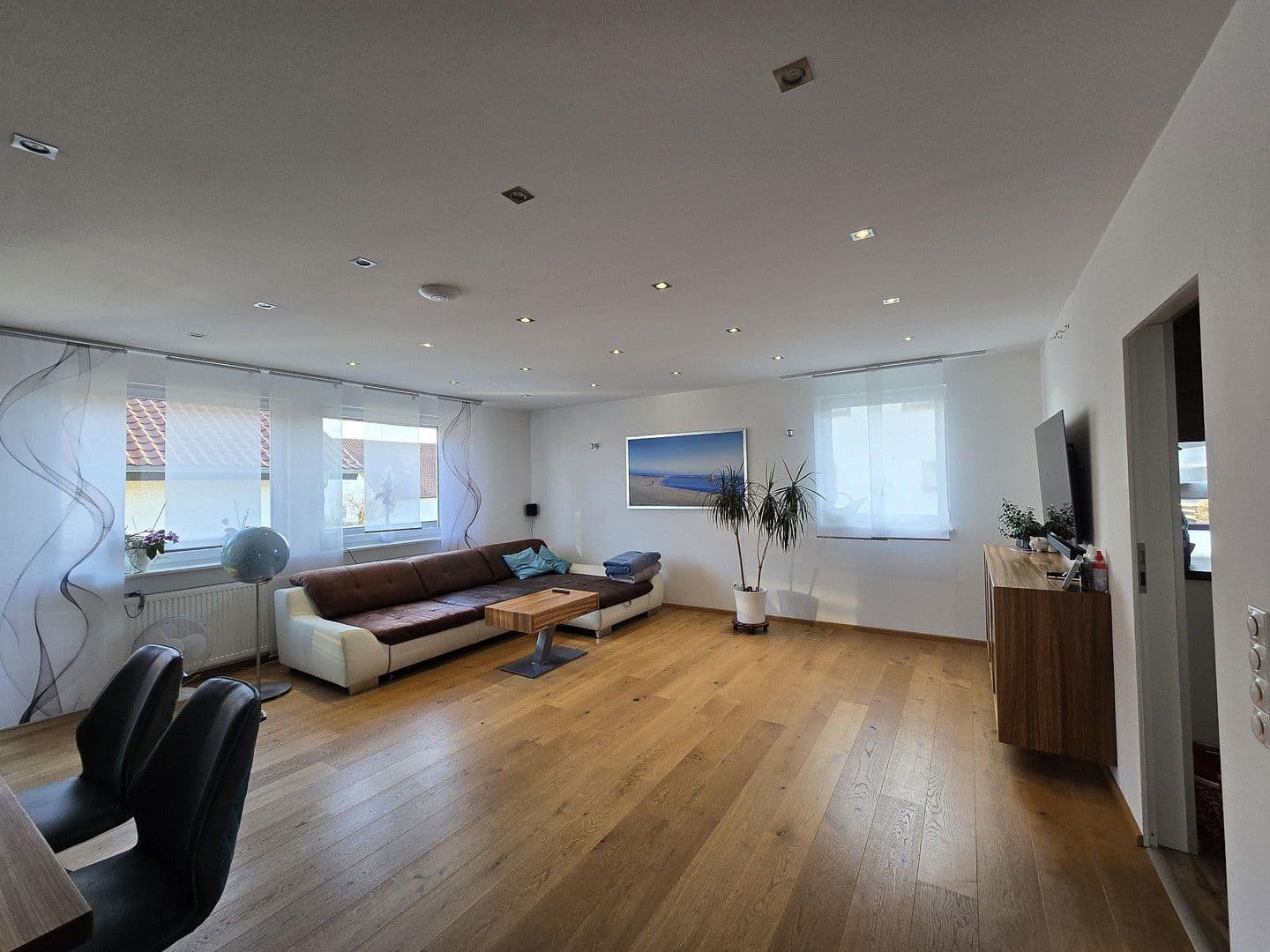 Prodej domu 187 m², pozemek 596 m², Lobbach, Bádensko-Württembersko Prodej domu 187 m², pozemek 596 m², Lobbach, Bádensko-Württembersko