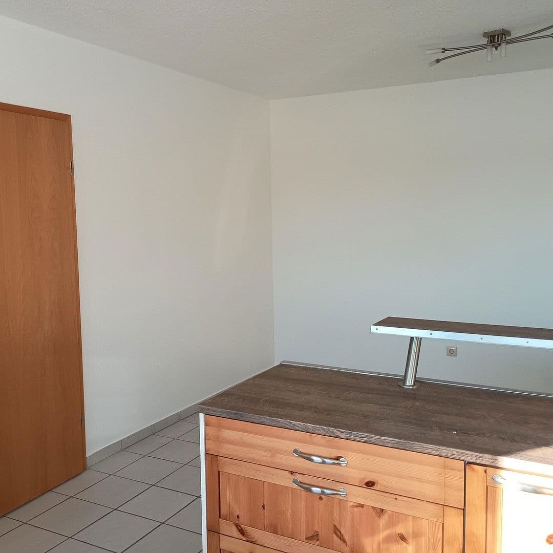 Prodej domu 129 m², pozemek 400 m², Raiffeisenweg 4, Perkam, Bavorsko Prodej domu 129 m², pozemek 400 m², Raiffeisenweg 4, Perkam, Bavorsko