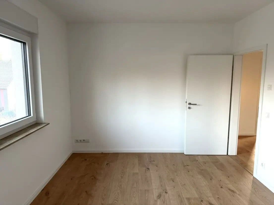 Pronájem domu 170 m², pozemek 441 m², Haydnstr. 42, Panketal, Braniborsko Pronájem domu 170 m², pozemek 441 m², Haydnstr. 42, Panketal, Braniborsko